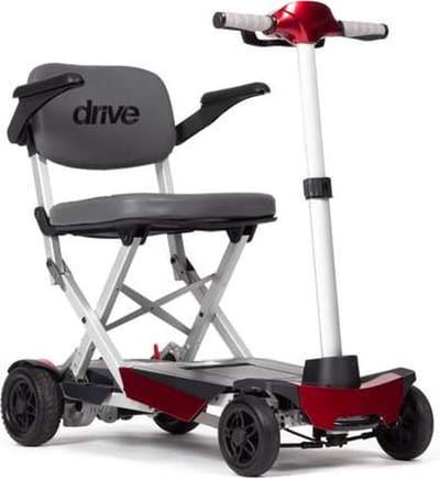 Scootmobiel Manual Fold+ - Compact opvouwbaar - Rood - Verhoogd zitcomfort - Ideaal om mee te nemen - Inclusief armsteunen - Actieradius tot 15 km - Drive Devilbiss Healthcare