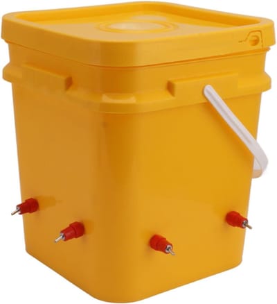 Kippenwatervoeder Set - Gevogelte Drinkbak - Automatisch Wateren - Lekvrij Ontwerp - 12 Liter Capaciteit - Rood