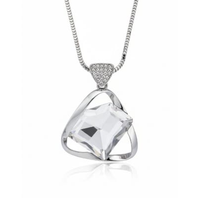 Zilverkleurige ketting met vierkante hanger en glanzende accenten – ketting voor dames – met steen en fonkelende details – schakelketting
