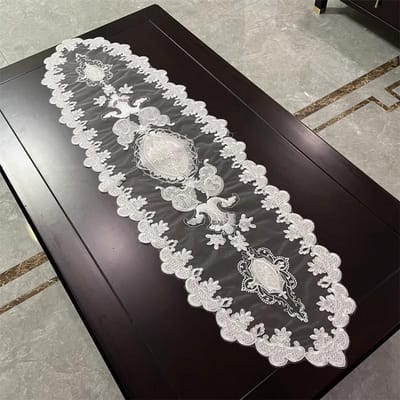 Europa kant bloemen borduurwerk Tafelvlag Loper doek hoes tafelkleed feest Kerst Bruiloft Tafeldecoratie en accessoires 40X130CM