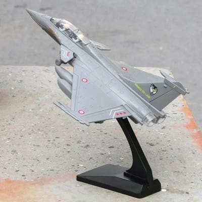 Modèle Réducteur de Force Acoustique-Optique en Alliage Rafale Avion de Chasse Modèle d'Avion Militaire Jouet Ornement Cadeau white