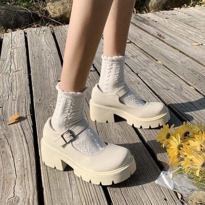 Chaussures d'uniforme japonaises JK printemps été augmentées à semelles épaisses pour étudiants Mary Jane chaussures simples rétro à talons hauts chaussures en cuir 36 gray