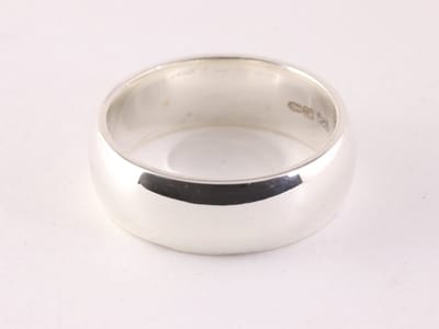 Zware gladde zilveren ring - 8 mm. - maat 16.5