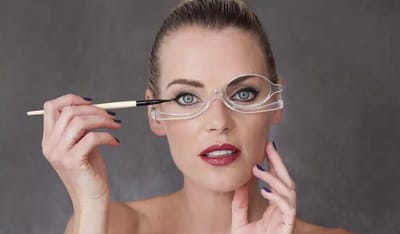 make-up bril