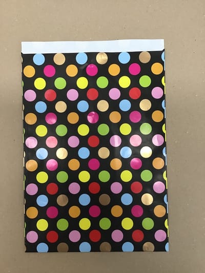 papieren zakjes - Cadeauzakjes - Dots Funky – 23 x 31 cm - 250 stuks Cadeauverpakkingen & cadeaupapier uitdeelzakjes
