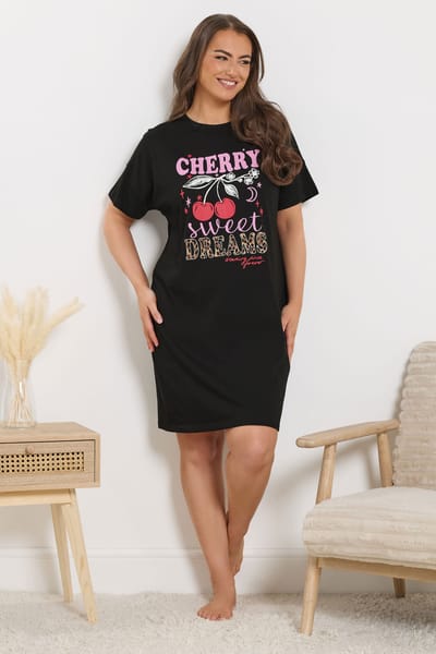 Yours Zwart Luipaardprint 'Cherry Sweet Dreams' Nachthemd Size 42-44