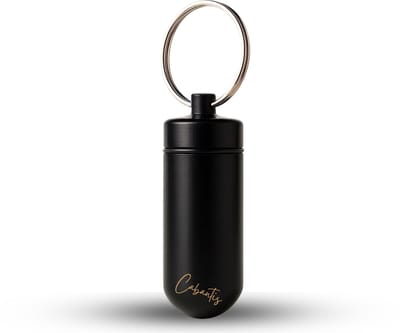 Cabantis® Mini Pillendoos Sleutelhanger – Waterdicht Aluminium Medicijndoosje – Compact Pillen Organizer voor Onderweg – Sleutelhanger voor Pillen & Vitamines - Zwart
