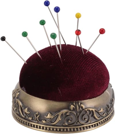 Elegante Vintage Pincushion naaldenkussen met zachte elastische retro stijl voor naaien en quilten, met metalen basis en perfect cadeau voor naai liefhebbers