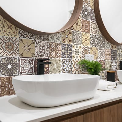 Zelfklevende tegelmuurstickers voor keuken en badkamer - 24 Brutino cementtegelstickers - 24 stickers 10x10cm