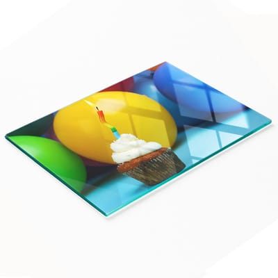 Stijlvol en duurzaam glazen bord met print voor een kleine tulbandcake (80x52 cm)