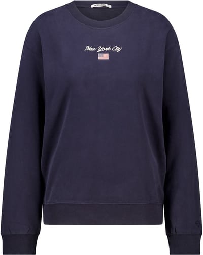 Sweater Suzie