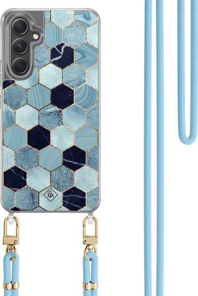 Casimoda® hoesje met koord - Geschikt voor Samsung A34 - Blue Cubes - Afneembaar koord - TPU/polycarbonaat - Blauw