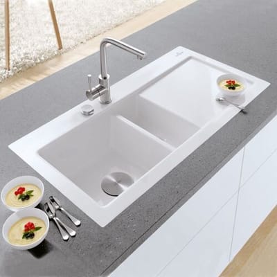 Villeroy & Boch Subway 60 flat sink basin left, drain set with excenter operation 67702FR1