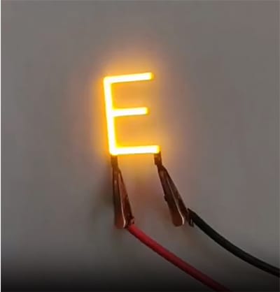 -E- COB LED 3V Filament Letter Geel 3 x 3 cm FPC 2200K 1W Warm-wit