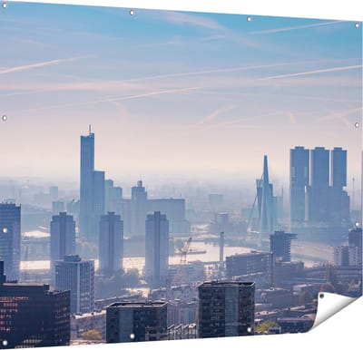 Gards Tuinposter Rotterdamse Skyline - 150x120 cm - Tuindoek - Tuindecoratie - Wanddecoratie buiten - Tuinschilderij