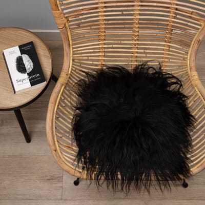 WOOOL Schapenvacht Chairpad - IJslands Zwart (38cm) ROND - Stoelkussen - 100% Echt - Eenzijdig