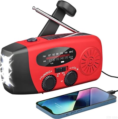 DnA® Opwindbare Radio - Zaklamp Opwindbaar - Opwindbare Zaklamp - Rood - 11cm x 18cm x 9cm