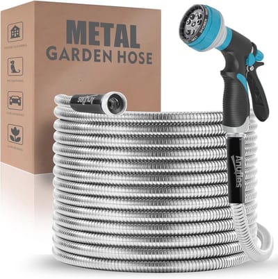 Knikvrije metalen tuinslang met roestvrijstalen fitting en multifunctioneel mondstuk