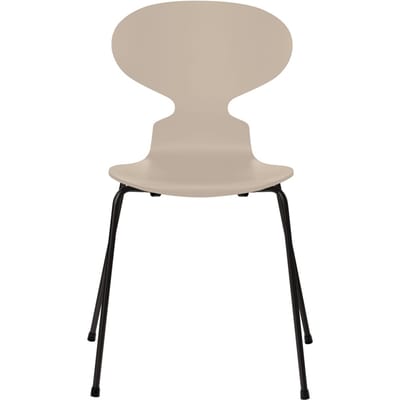 Fritz Hansen Ant Stoel - gelakt - light beige - zwart