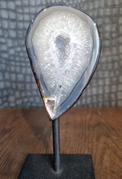 ThaleiaDesign - Sugar amethist - Edelstenen - woondecoratie - mineralen en kristallen - yoga - interieur - spiritueel - druzy - meditatie - healing - chakra - cadeau vrouw - liefde - balans - meditatie - spiritualiteit