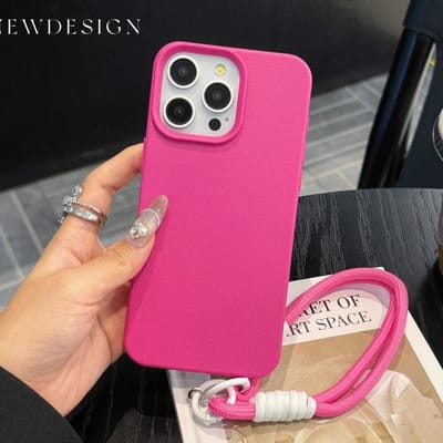 Luxe Mat Zacht Leer Met Lanyard Telefoonhoesje Voor iPhone 16 15 14 Plus 13 12 11 Pro X XS Max XR Schokbestendige Siliconen Cover For iPhone 15 gray