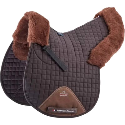 Geïntegreerd synthetisch schapenvacht zadeldek Premier Equine GP/Jump Numnah