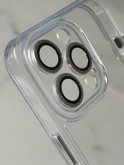 Anti-Yellow TPU/PC Hoesje - Geschikt voor iPhone 14 Pro - Met Cameralens Glas Bescherming – Transparant – 2.5mm Dikte