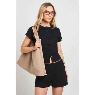 boohoo Dames Petite Geribbelde Korte Mouw Doorknoop Top En Short Set | Zwart | Maat: 36