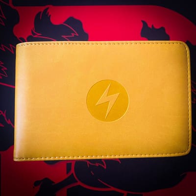 Pokemon Mini Binder . Electric Energy (Geel) . Verzamelmap geschikt voor 64 kaarten