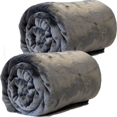 Plaids/dekens - fleece - 2 stuks - donker grijs - polyester - 130 x 180 cm