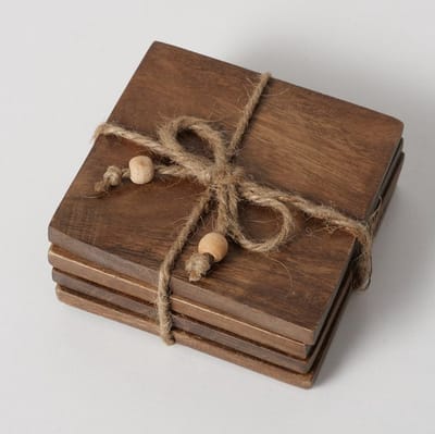 Deco by Boltze onderzetters voor glazen - 4x - luxe mangohout - D10 cm - bruin - vierkant - gelakt