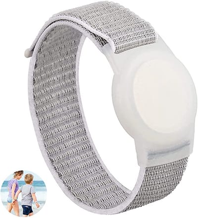 Consumerce® Nylon Armband Geschikt voor AirTag met Klittenband Sluiting - Wit - Kind Polsband – Kids GPS Horloge – Peuter – Tracker – Ouderen – Kinderhorloge – Kinderen – Volgsysteem – Trackers Armbanden