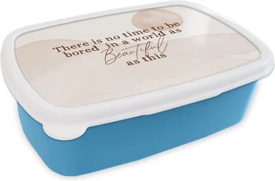 Broodtrommel Blauw - Lunchbox - Brooddoos - Spreuken - Quotes - There is no time to be bored in a world as beautiful as this - Reizen - 18x12x6 cm - Kinderen - Jongen