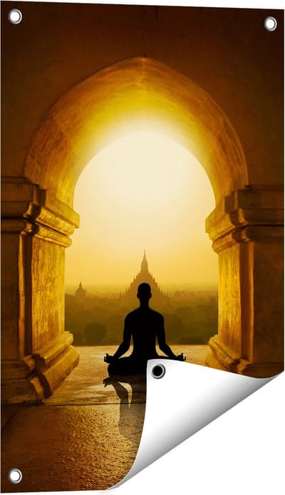 Gards Tuinposter Man Doet Yoga in een Boeddha Tempel - 40x60 cm - Tuindoek - Tuindecoratie - Wanddecoratie buiten - Tuinschilderij