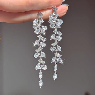 Luxe Blad Kristal Lange Oorbellen Vrouwen Mode Strass Druppel Oorbellen Accessoires Statement Goudkleur Brincos Glanzende Sieraden gray