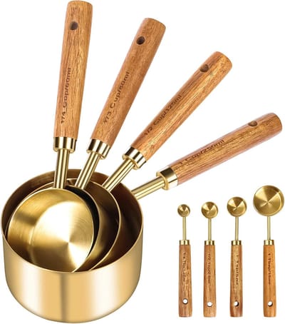 Famanu – Luxe maatbekers en maatlepels set met houten handvatten, 8-delig, metrische en Amerikaanse maten voor koken en bakken