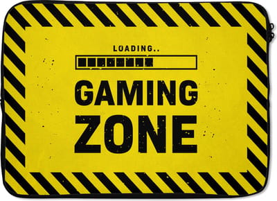 Laptophoes 14 inch - Gaming - Quotes - Controller - Gaming zone - Game - Laptop sleeve - Binnenmaat 33x23 cm - Zwarte achterkant