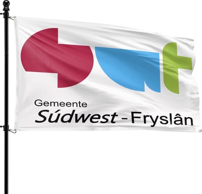 VlagDirect - Zuid-West Friesland vlag - Gemeente Súdwest-Fryslân vlag - 90 x 150 cm.
