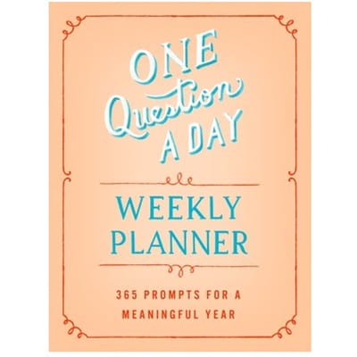 One Question A Day Weekly Planner - Aimee Chase