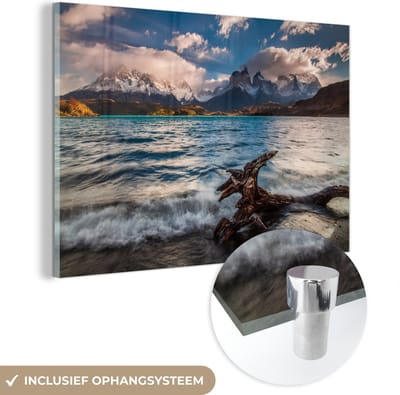 ® Glasschilderij 180x120 cm - Schilderij acrylglas - Pehoe meer - Bergen - Tak - Foto op glas - Muurdecoratie woonkamer - Wanddecoratie slaapkamer - Schilderijen
