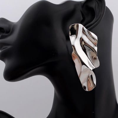Retro Statement Metalen Lange Hangende Oorbellen voor Vrouwen Europese Irreguliere Geometrie Hanger Oorbellen Feest Punk Twist Sieraden Cadeau black