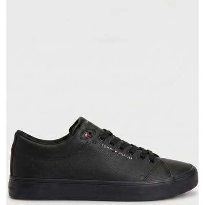 Tommy Hilfiger Logo Trainers With Leather Triple Black Maat: 41 | Sneakers Outlet | Heren | Zwart