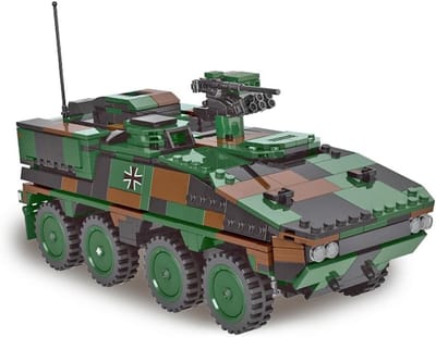 Militaire Bouwset - Gepantserd Voertuig - Creatief Bouwen - Openende Luiken - 808 Stukjes - Groen