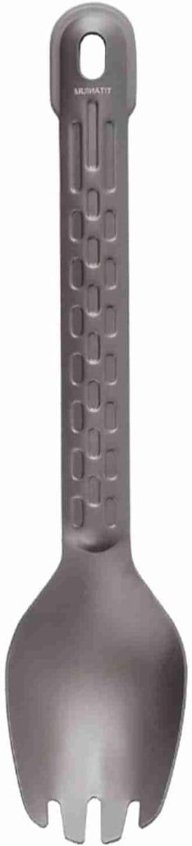 Lichte en duurzame spork voor buitenactiviteiten zoals kamperen, wandelen en picknicken, met een antislip handvat en corrosiebestendige afwerking