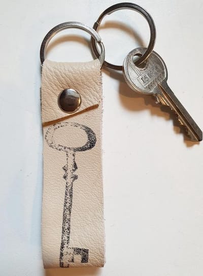 Toetie & Zo Handgemaakte Leren Sleutelhanger Key Creme, Wit , sleutelhouder, leder, handgemaakt