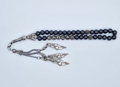 Handgemaakte naam tasbih 33 Kralen Natuursteen “ Hematiet” - met metaal tassel “Palestina"- Met je naam of de naam van uw geliefde- 8 mm diameter van de korrel