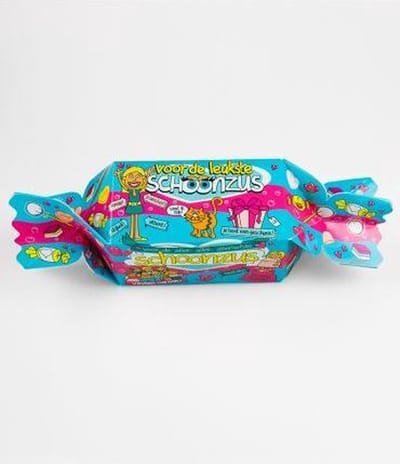 Snoeptoffee - Voor de leukste schoonzus - Gevuld met Drop - In cadeauverpakking met gekleurd lint