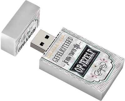 Cadeau geslaagd 128GB 3.0 USB stick model1050 - diploma geslaagd cadeau, cadeau geslaagd rijbewijs,