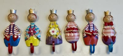 Metalen wandhaken "jongens en meisjes" voor kinderen - set van 6 stuks - meerkleurig - hoogte 15x5x1cm - Woonaccessoires - Decoratieve wandhaken voor kinder kamer