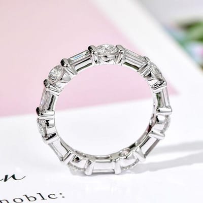 Zilveren Zirkoon Ring Ingelegd met Europese en Amerikaanse Mode Dames Eenvoudige Ring No. 10